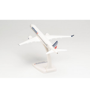 Air France Airbus A220-300 – F-HZUA - HERPA-613507