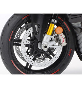 TAMIYA DUCATI SUPERLEGGERA V4 14140