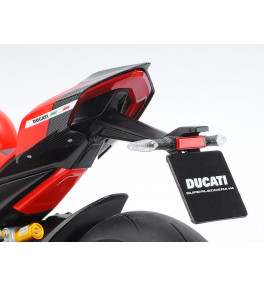TAMIYA DUCATI SUPERLEGGERA V4 14140