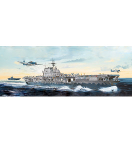 ILK PORTE AVIONS US CV-8...