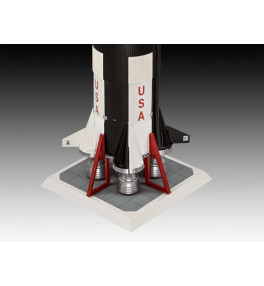REVELL APOLLO 11 SATURN ROCKET ECH: 1/96 03704