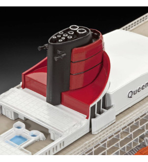 REVELL QUEEN MARY 2 ECH : 1/400 05223