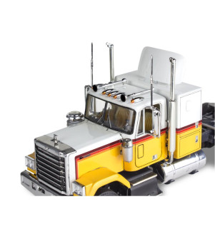 REVELL CAMION SEMI CHEVY BISON ECH : 1/32 17471