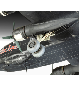 REVELL JUNKERS JU290A-5/7 SEEADLER ECH : 1/72 299PCS 03754