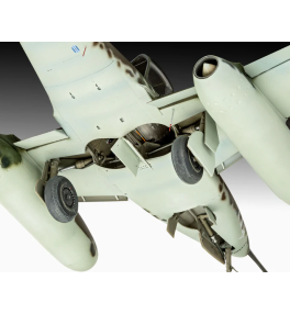 REVELL MESSERSCHMITT Me262A-1a/U4 ECH : 1/32 243PCS 03749